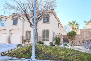 Photo #2: 2580876 Listing