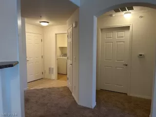 Photo #3: 2580959 Listing 