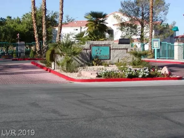 MLS: 2580966 Condo For Sale