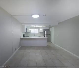 Photo #3: 2580970 Listing 