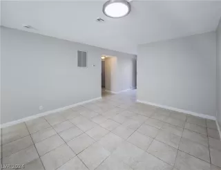 Photo #5: 2580970 Listing 