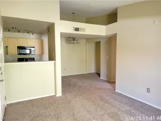 Photo #2: 2580975 Listing 