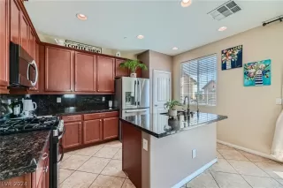 Photo #4: 2580999 Listing 