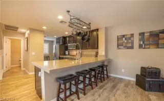 Photo #2: 2581016 Listing 