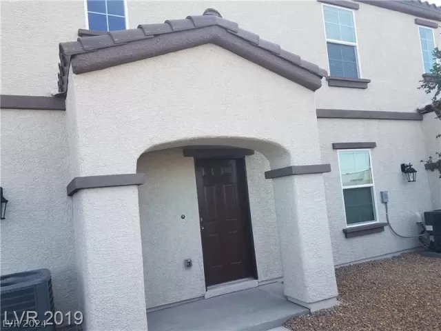 MLS: 2581038 Condo For Sale