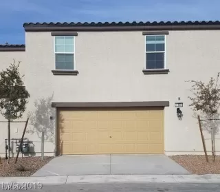 Photo #1: 2581038 Listing 