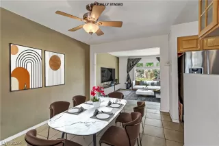 Photo #3: 2581044 Listing 