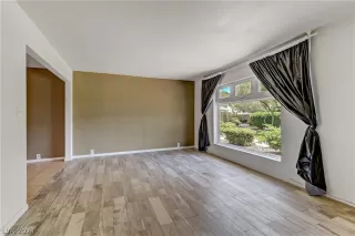 Photo #5: 2581044 Listing 