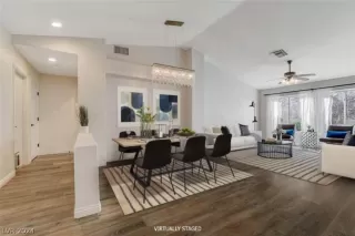 Photo #3: 2581049 Listing