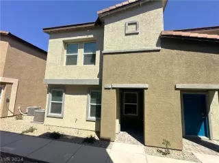 Photo #1: 2581087 Listing 