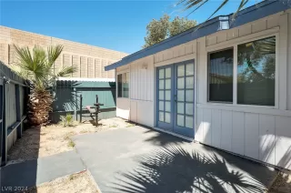 Photo #1: 2581164 Listing