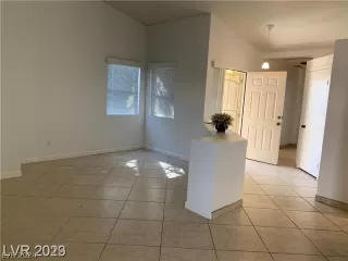 Photo #2: 2581221 Listing 