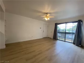 Photo #2: 2581259 Listing 