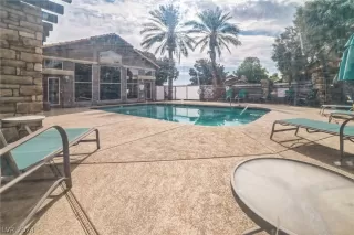 Photo #1: 2581299 Listing 