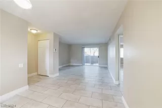 Photo #6: 2581299 Listing 