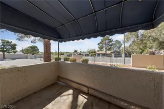 Photo #2: 2581307 Listing