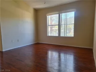 Photo #2: 2581323 Listing 