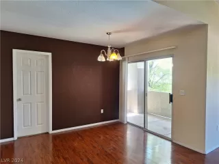 Photo #5: 2581323 Listing 