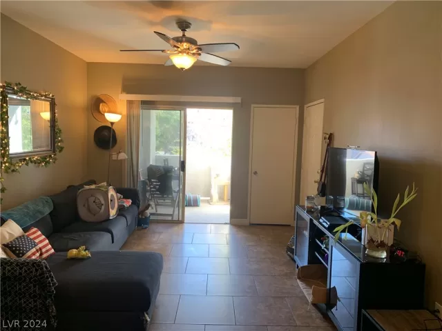 MLS: 2581357 Condo For Sale