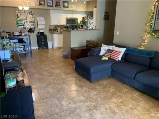 Photo #1: 2581357 Listing 