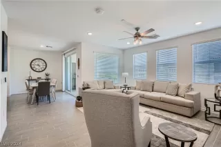 Photo #6: 2581365 Listing 