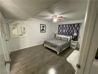 Photo #5: 2581376 Listing