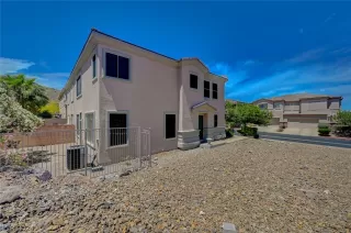 Photo #3: 2581455 Listing 