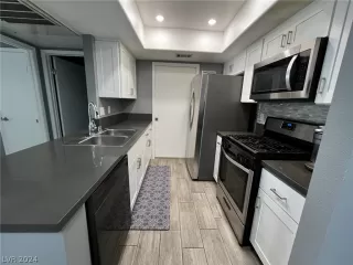 Photo #5: 2581473 Listing 