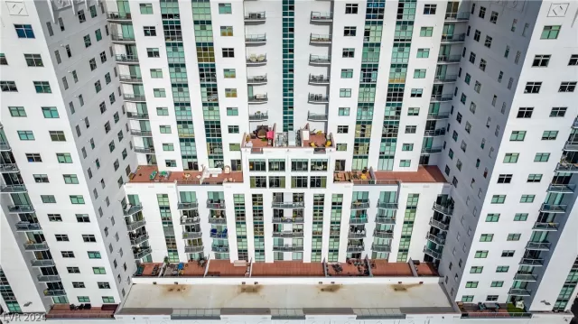 MLS: 2581475 Condo For Sale