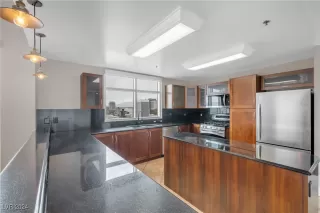 Photo #3: 2581475 Listing 