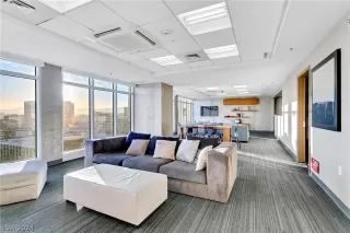 Photo #2: 2581476 Listing 