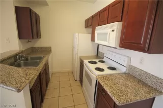 Photo #5: 2581521 Listing 