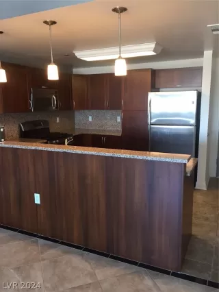 Photo #1: 2581543 Listing 
