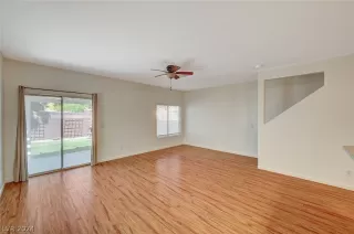 Photo #2: 2581564 Listing