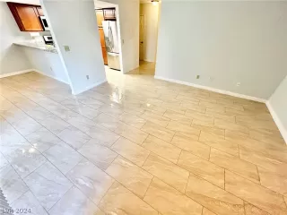 Photo #3: 2581576 Listing 