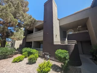 Photo #1: 2581592 Listing 