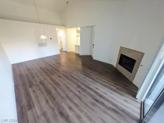 Photo #2: 2581592 Listing 