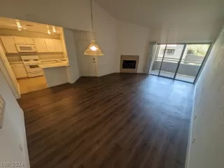 Photo #3: 2581592 Listing 