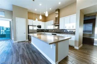 Photo #6: 2581616 Listing 