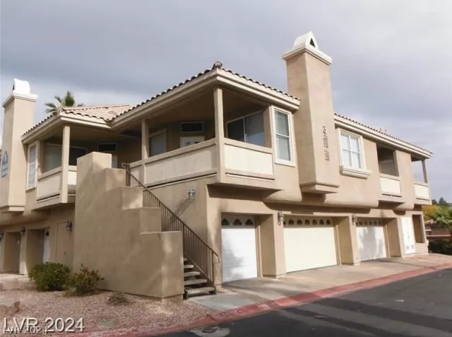 MLS: 2581636 Condo For Sale