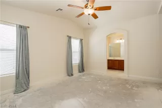 Photo #4: 2581666 Listing