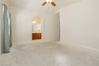 Photo #5: 2581666 Listing