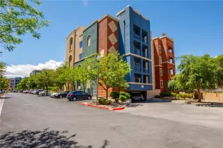 Photo #5: 2581669 Listing