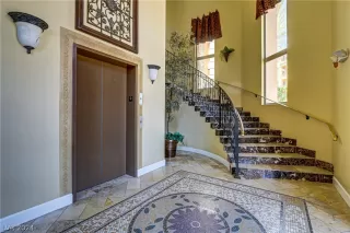 Photo #3: 2581674 Listing 