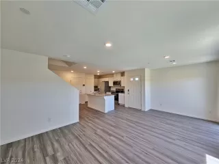 Photo #4: 2581680 Listing 