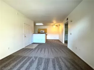 Photo #3: 2581685 Listing 