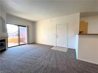 Photo #5: 2581685 Listing 