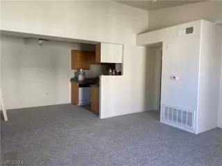 Photo #2: 2581693 Listing 