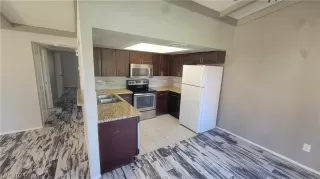 Photo #3: 2581733 Listing