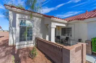 Photo #2: 2581750 Listing